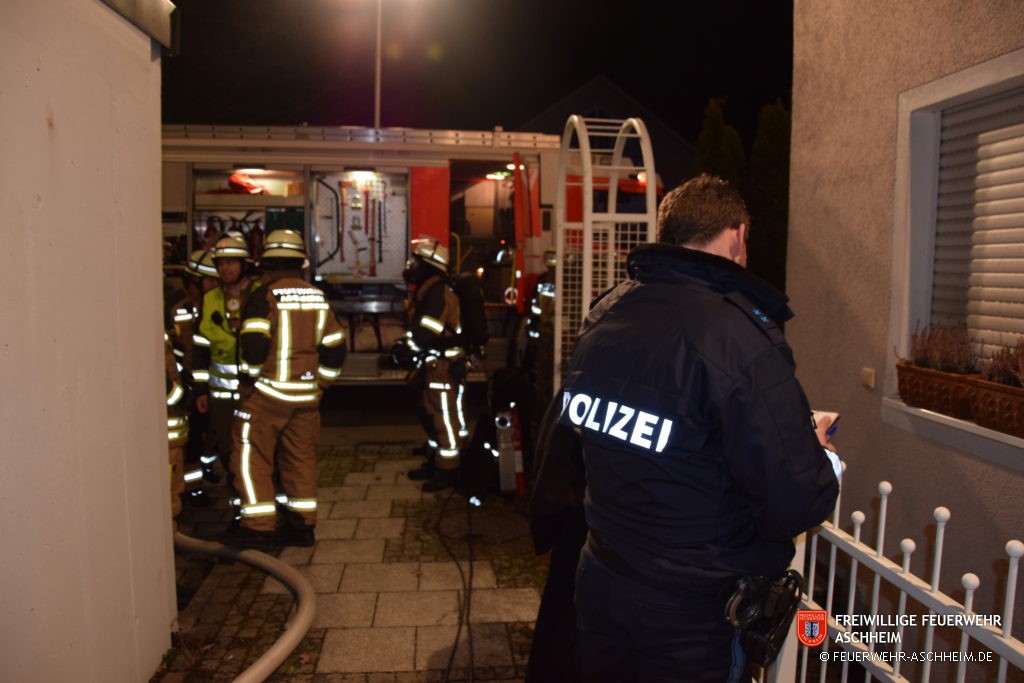 458 Brand B3 Keller am 26.12.2017 Freiwillige