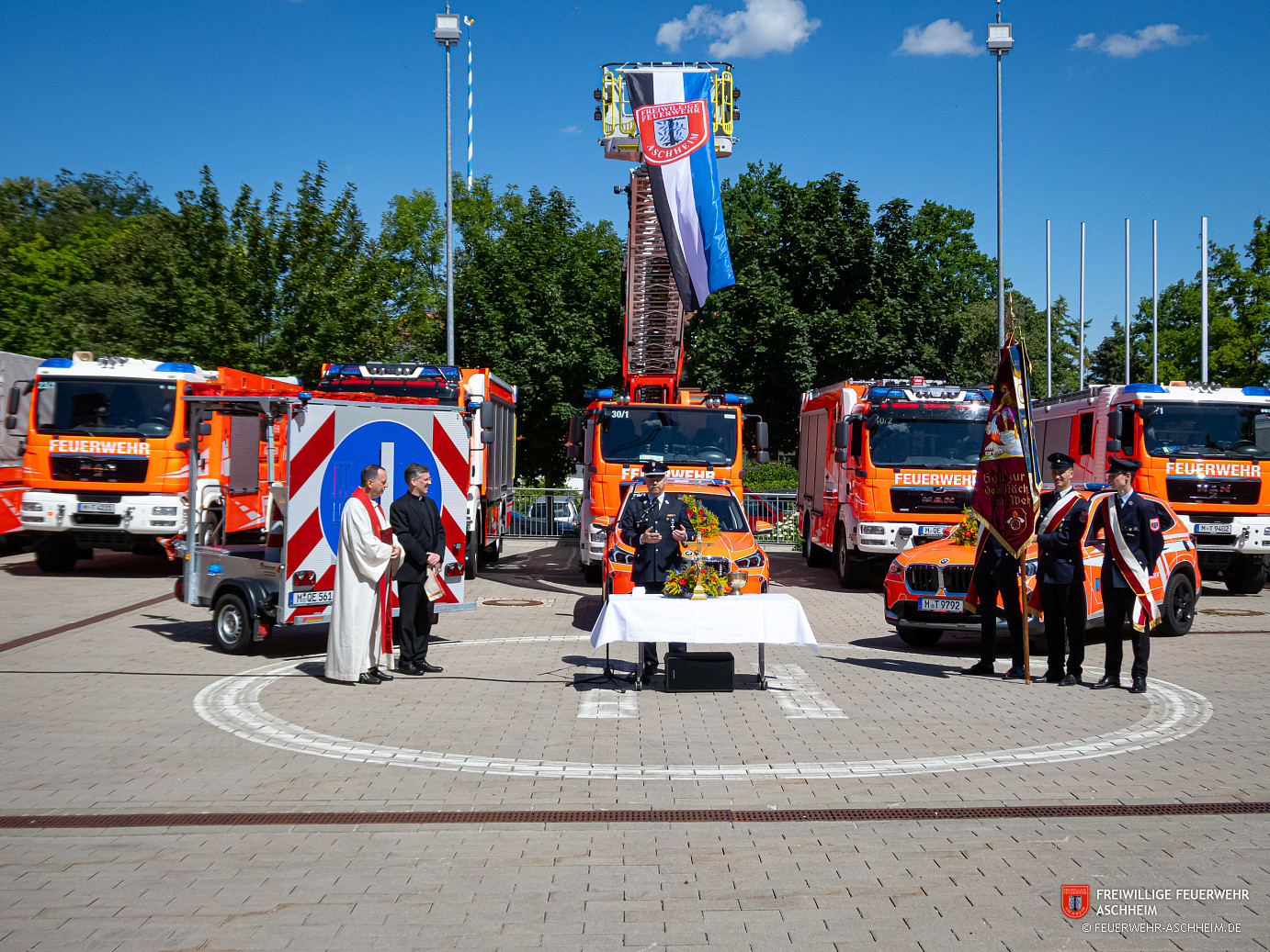 Technische Hilfe - THL 2 VU LKW / Bus (leer), ohne eingeklemmte Personen