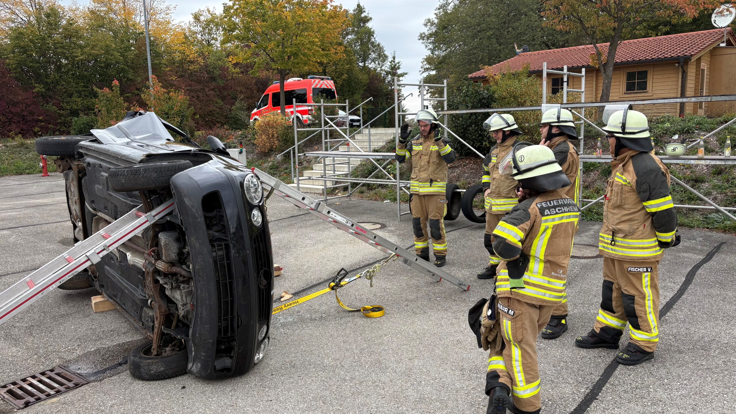 Technische Hilfe - THL 1 VU mit PKW